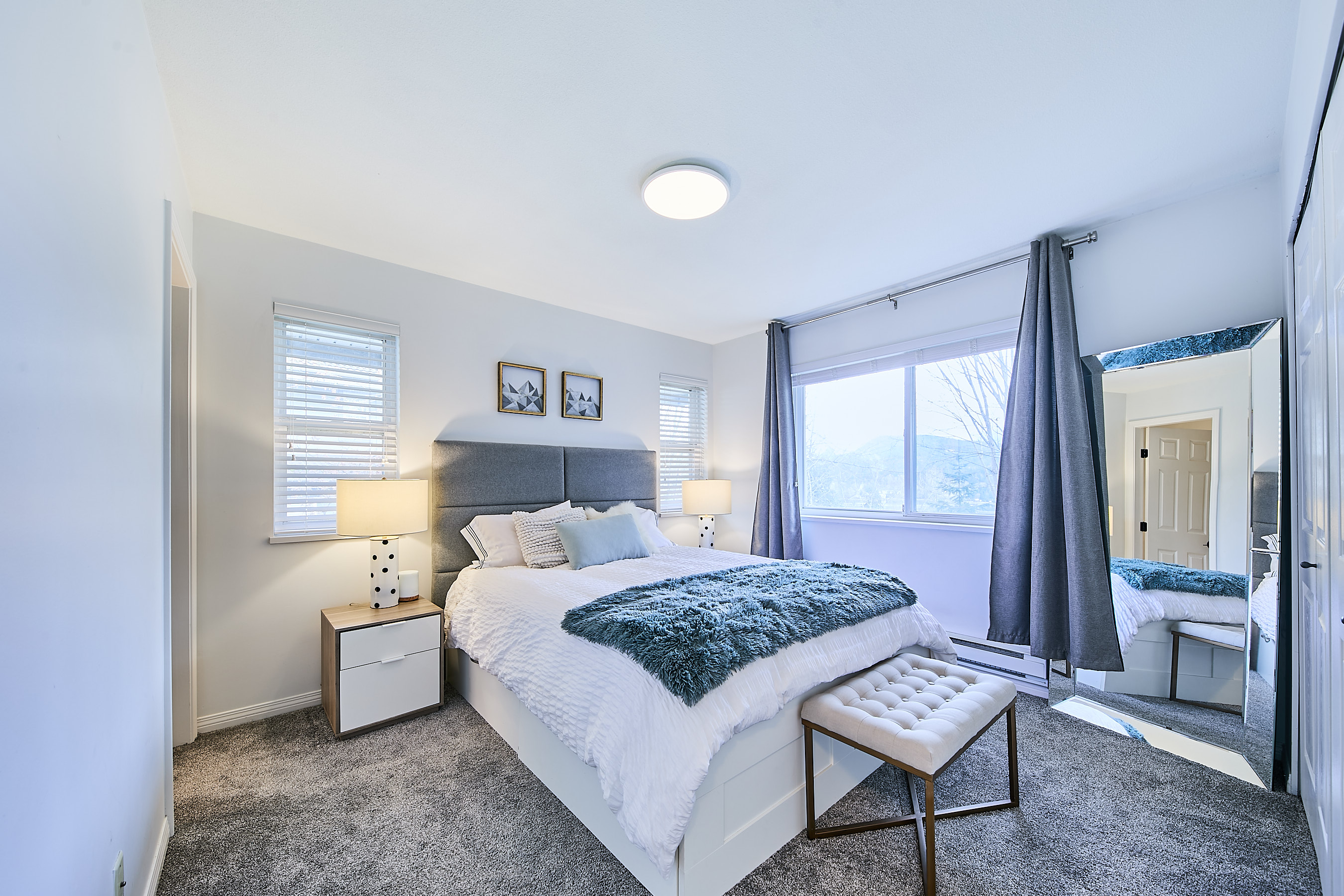 22782%20Holyrood%2035