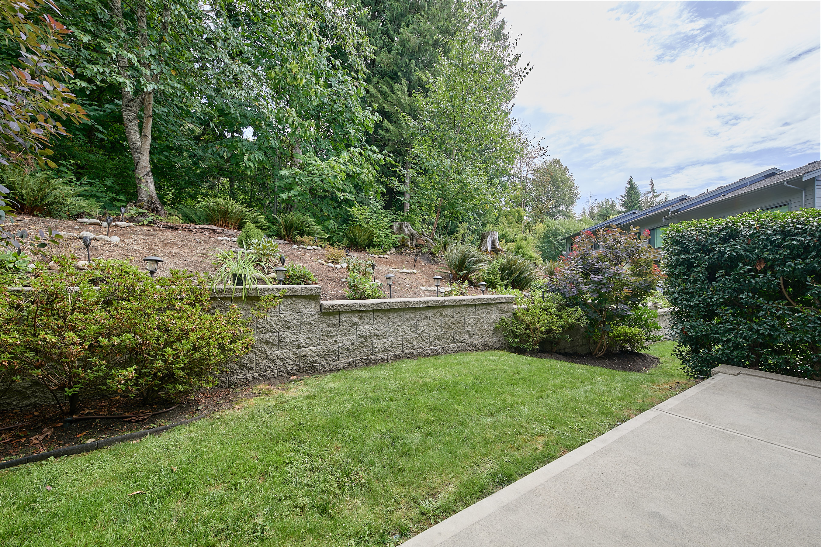 22782%20Holyrood%2011