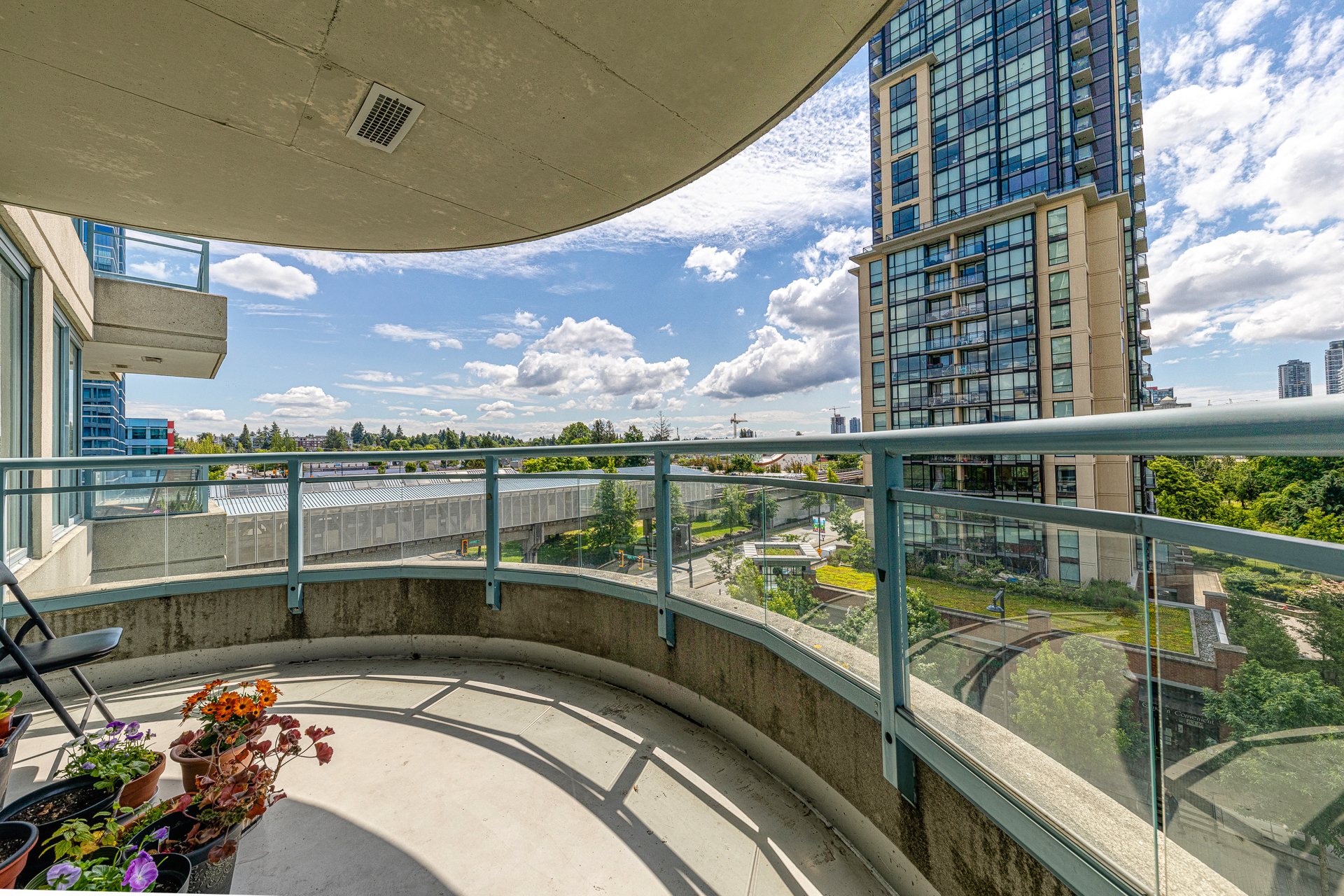 22782%20Holyrood%2036