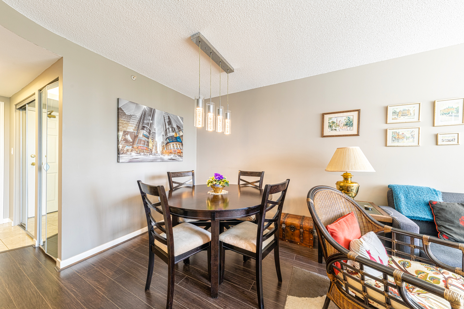 22782%20Holyrood%2057